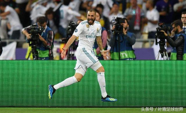  利物浦迪亚斯穿云箭破僵，克洛普振臂狂吼  