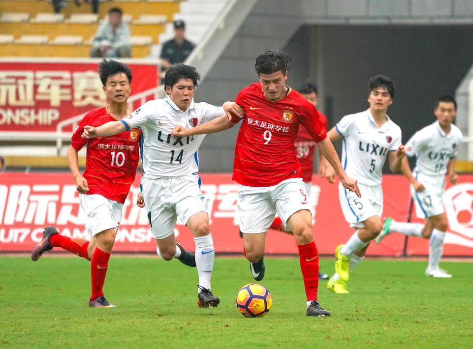  摩纳哥新星，荣膺法甲月度最佳球员  